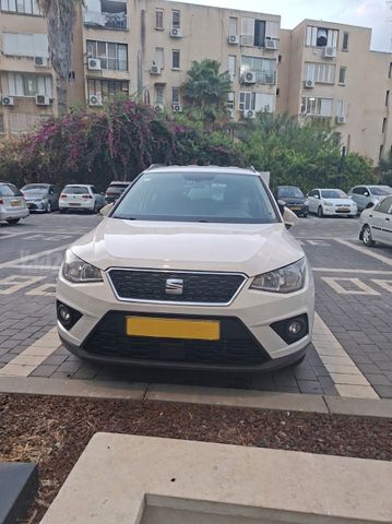 מודעת רכב סיאט ארונה