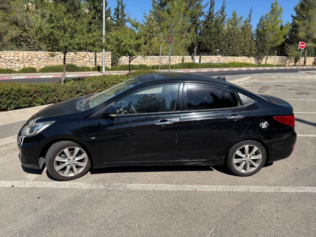 יונדאי אקסנט i25