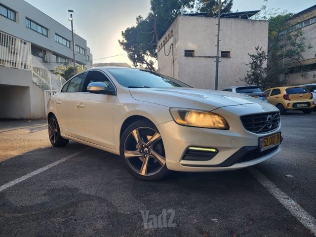 וולוו S60