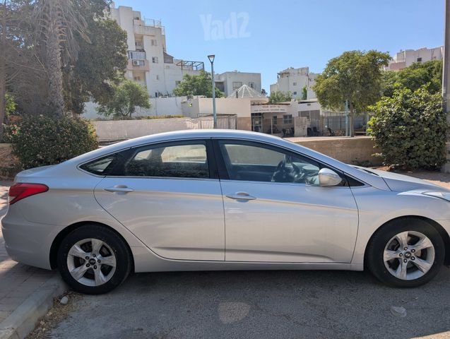 יונדאי i40