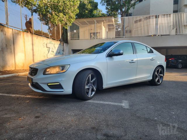 וולוו S60