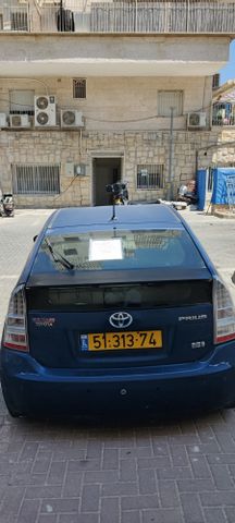 טויוטה פריוס