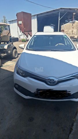 מודעת רכב טויוטה אוריס