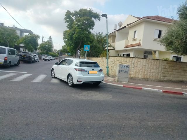 לקסוס CT