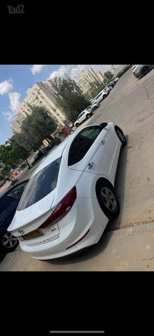 יונדאי אלנטרה