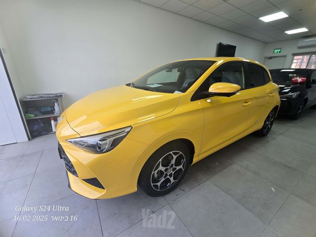 אם ג'י MG3