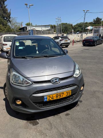 יונדאי i10