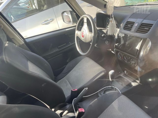 סוזוקי SX4