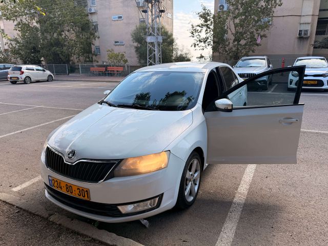 מודעת רכב סקודה ראפיד