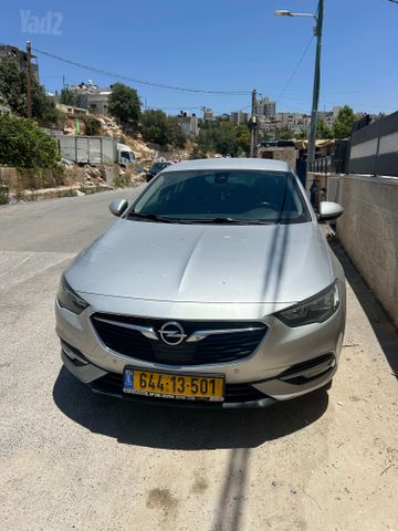 אופל אינסיגניה