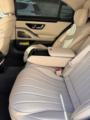 מרצדס-בנץ S-class
