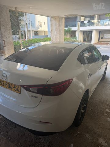 מאזדה 3