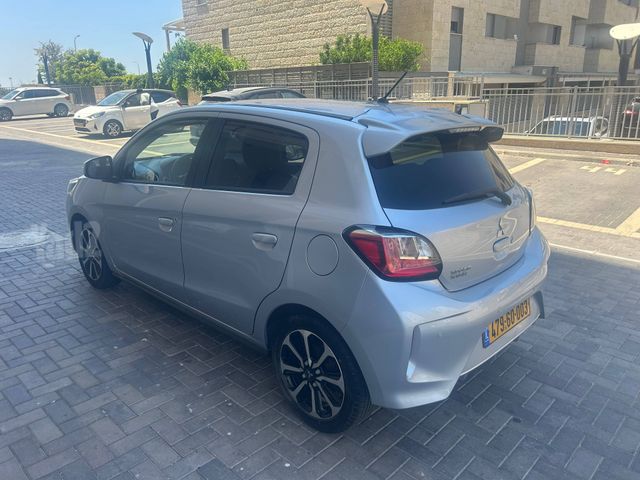 מיצובישי ספייס סטאר