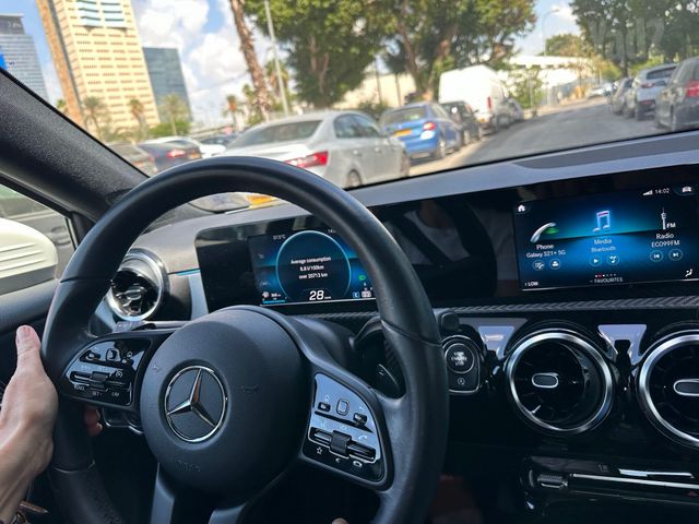 מודעת רכב מרצדס-בנץ A-class