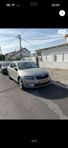 סקודה אוקטביה