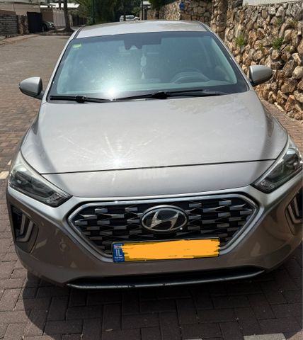 יונדאי איוניק
