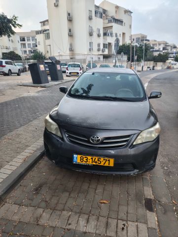 מודעת רכב טויוטה קורולה