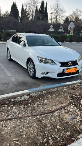 לקסוס GS