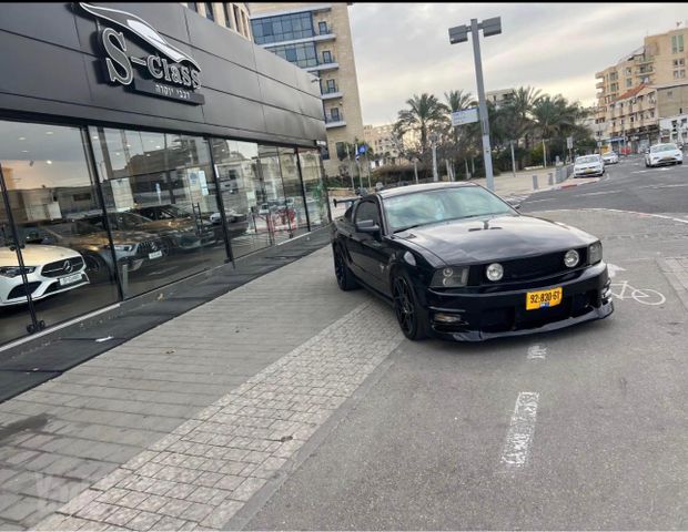 מודעת רכב פורד מוסטנג