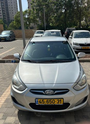 מודעת רכב יונדאי אקסנט i25