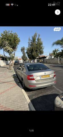סקודה אוקטביה