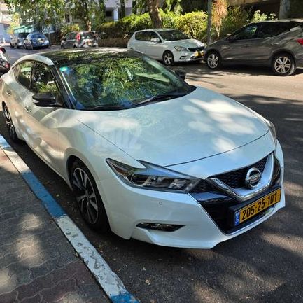 מודעת רכב ניסאן מקסימה