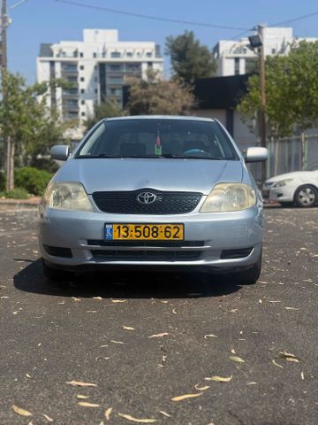 טויוטה קורולה