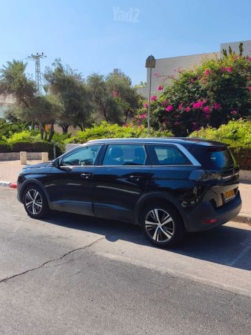 פיג'ו 5008