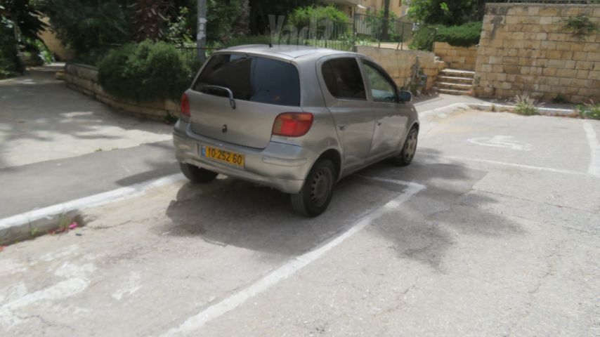 מודעת רכב טויוטה יאריס