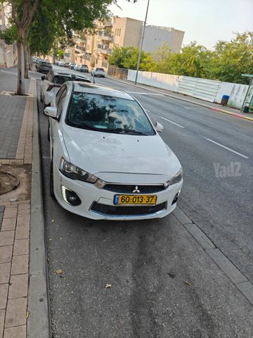 מיצובישי לנסר