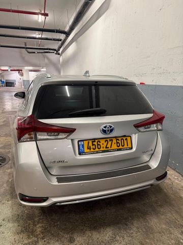 טויוטה אוריס