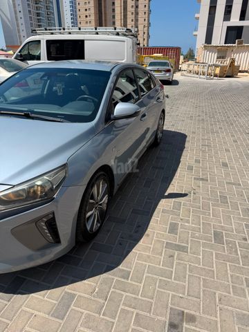 יונדאי איוניק
