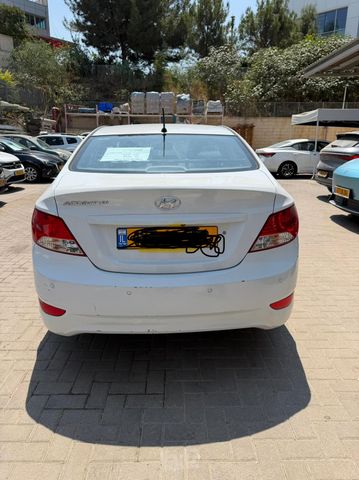 יונדאי אקסנט i25