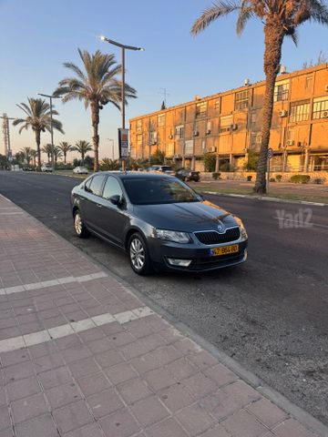 סקודה אוקטביה