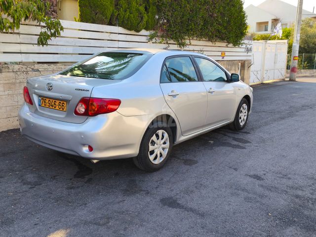 טויוטה קורולה