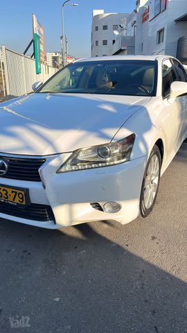 מודעת רכב לקסוס GS