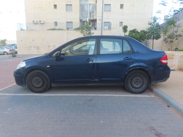 ניסאן טידה