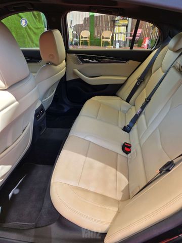קאדילק CT5