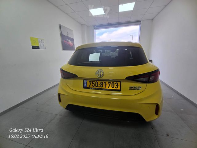 אם ג'י MG3