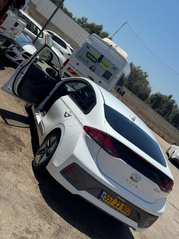 מודעת רכב יונדאי איוניק
