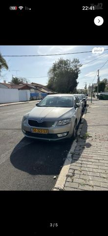 סקודה אוקטביה