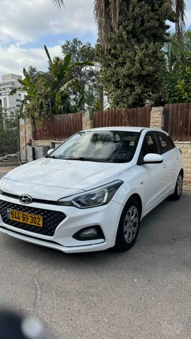 יונדאי i20