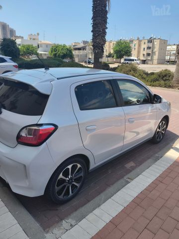 מיצובישי ספייס סטאר