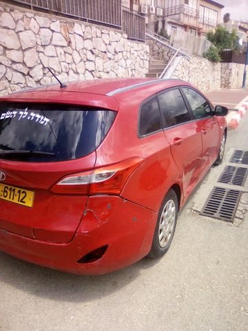 יונדאי i30