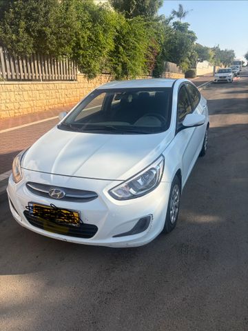 יונדאי אקסנט i25