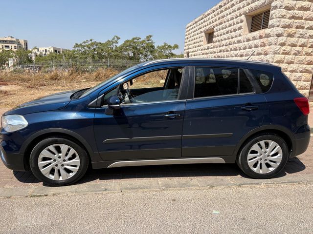 סוזוקי קרוסאובר