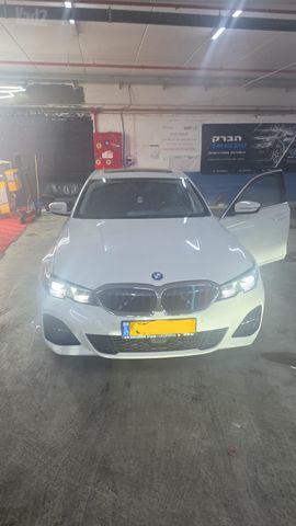 מודעת רכב ב מ וו סדרה 3