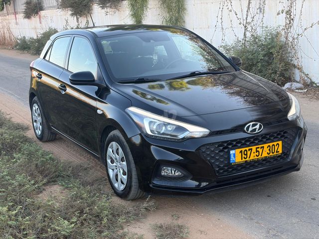 יונדאי i20