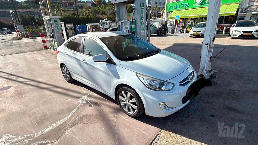 יונדאי אקסנט i25