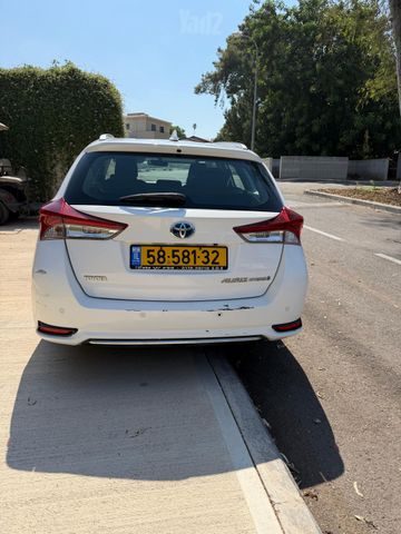 טויוטה אוריס